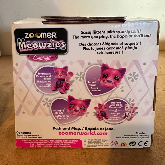 Zoomer Meowzies Runway Robot Cat NEW - Picture 2 of 2